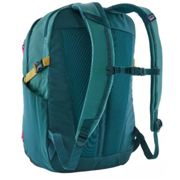 HOT BACKPACK Patagonia! Refugio 26L Best for Short Trip - Picture 2 of 6